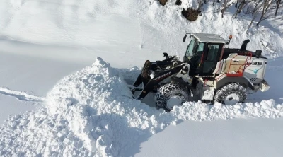 Tunceli&rsquo;de 267 k&ouml;y yolu ulaşıma a&ccedil;ıldı
