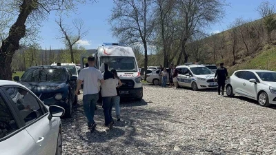 Tunceli&rsquo;de boğulma tehlikesi ge&ccedil;iren &ccedil;ocuğu vatandaşlar kurtardı

