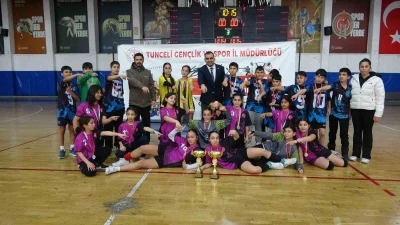 Tunceli&rsquo;de &ccedil;ifte şampiyonluk
