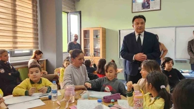 Tunceli&rsquo;de &ccedil;ocuklar sanatla kendini keşfediyor
