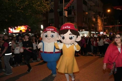 Turgutlu, 19 Mayıs&rsquo;ta tek y&uuml;rek oldu
