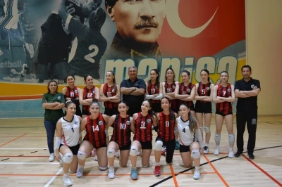 Turgutlu Belediyesi U17 Voleybol Takımı Manisa 2&rsquo;ncisi
