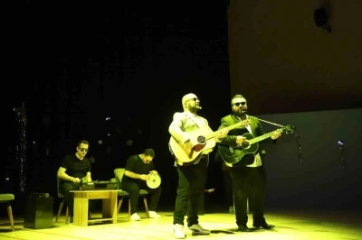 Turgutlu Belediyesinden 90&rsquo;lı yıllara m&uuml;zik dolu yolculuk
