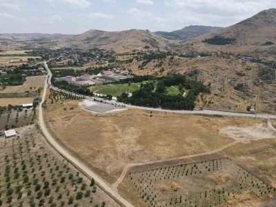 Turizm b&ouml;lgesine kazandırılan Ceviz Kafe ilgi g&ouml;r&uuml;yor
