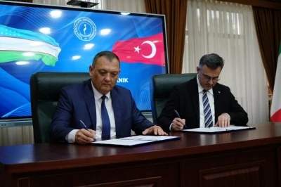 T&uuml;rk d&uuml;nyasıyla bilim k&ouml;pr&uuml;leri g&uuml;&ccedil;leniyor
