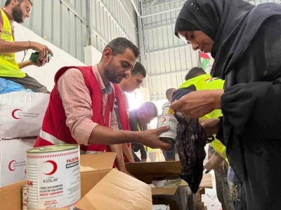 Türk Kızılay’ın İyilik Gemisi yardımları Gazze’de
