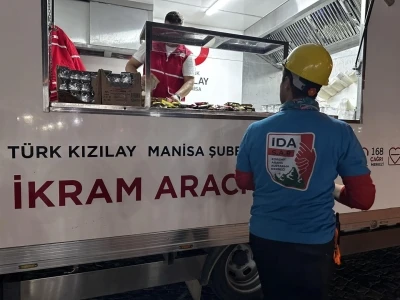 Türk Kızılay Manisa’dan deprem ve yangın bölgelerine destek
