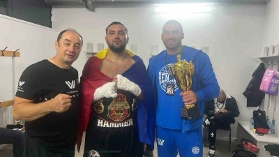 Türk kulübünün boksörlerinden Romanya’da iki nakavt
