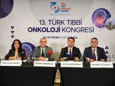 T&uuml;rk Tıbbi Onkoloji Kongresi Antalya&rsquo;da d&uuml;zenlendi: Onkologlardan kemoterapi mesajı
