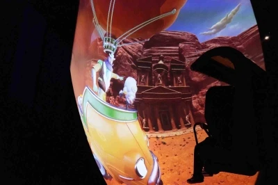 T&uuml;rkiye&rsquo;de ilk: U&ccedil;an sinema vatandaşların ayağını yerden kesti
