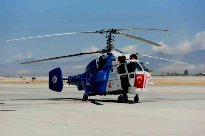 T&uuml;rkiye&rsquo;den KKTC&rsquo;ye yangın s&ouml;nd&uuml;rme helikopteri teslim edildi
