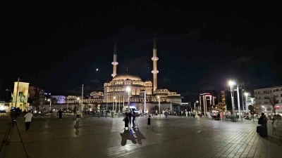 Türkiye genelinde 90 bin camide kuraklık, doğal afetler ve şehitler için dualar edildi
