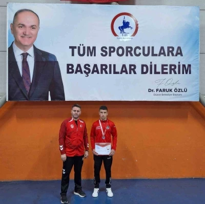 T&uuml;rkiye g&uuml;reş şampiyonasında ikinci oldu
