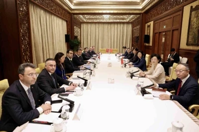 Türkiye ile Çin arasında &quot;su ürünleri ve badem ihracatı&quot; protokolü imzalandı
