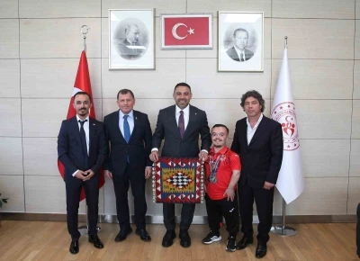 T&uuml;rkiye&rsquo;nin ilk Paralimpik Halter Salonu Kayseri&rsquo;de yapılacak
