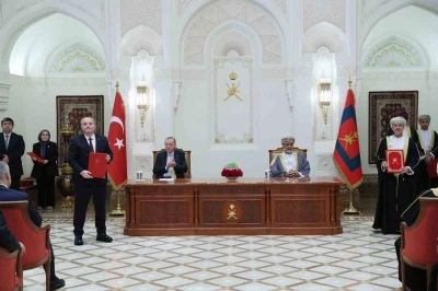 Türkiye ve Umman arasında 16 belge imzalandı
