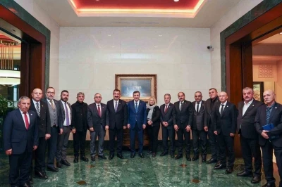 T&Uuml;RKYED Başkanı &Ccedil;elik, Cumhurbaşkanı Yardımcısı  Yılmaz&rsquo;a, k&uuml;&ccedil;&uuml;kbaş hayvan yetiştiricilerinin sorunlarını anlattı
