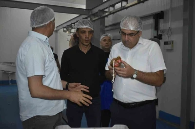 Turşu fabrikası ve et entegre tesisi denetlendi
