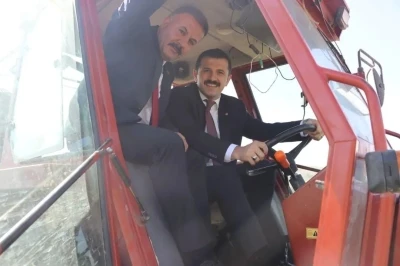 Tutak’ta şeker pancarı hasadı başladı
