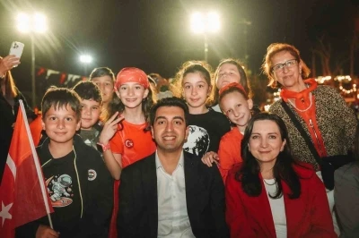 Tuzlalılar 19 Mayıs&rsquo;ı Gen&ccedil;lik Konseri ile kutladı
