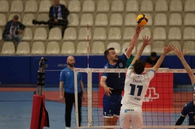TVF Erkekler Voleybol 1. Ligi Yarı Finali: Kocaeli B&uuml;y&uuml;kşehir Belediye Kağıtspor: 4 - Arkasspor: 1
