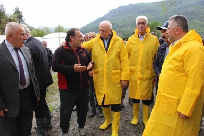 TZOB Genel Başkanı Bayraktar: "Amasya&rsquo;da sel felaketinden zarar g&ouml;ren &uuml;reticilerimiz devlet desteği istiyor"

