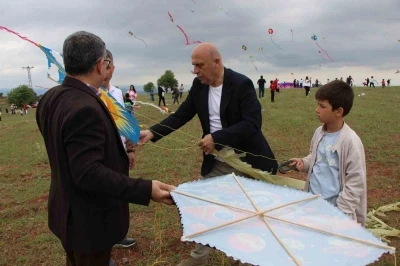 U&ccedil;urtması kopunca ağlayan &ccedil;ocuk i&ccedil;in y&ouml;neticiler seferber oldu
