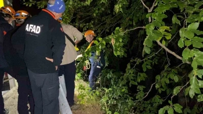 U&ccedil;urum kenarında bulunan motosiklet ekipleri harekete ge&ccedil;irdi
