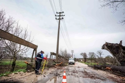 UEDAŞ olumsuz hava şartlarına karşı teyakkuzda
