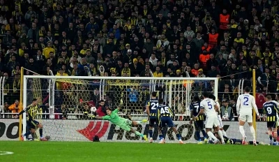 UEFA Avrupa Ligi: Fenerbah&ccedil;e: 0 - Aston Villa: 1 (İlk yarı)

