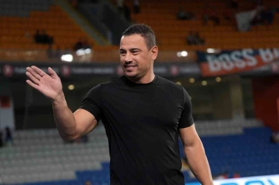 UEFA Konferans Ligi: Başakşehir: 0 - Universitatea Craiova: 0 (Maç devam ediyor)
