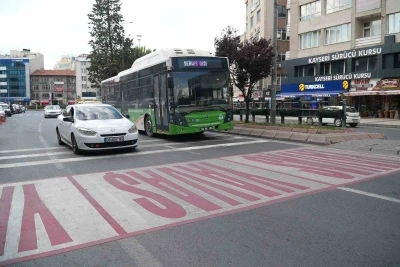 UKOME&rsquo;den İn&ouml;n&uuml; Bulvarı&rsquo;nda yaya ge&ccedil;idi d&uuml;zenlemesi: Ama&ccedil; can g&uuml;venliğinin artırılması
