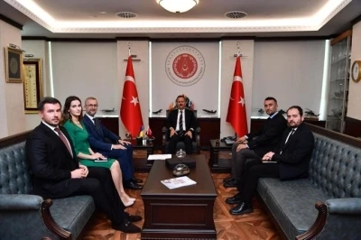 Ukrayna Büyükelçisi Celal’den Savunma Sanayii Başkanı Görgün’e ziyaret
