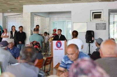 Ulalar Cemevinde aşure dağıtım programı d&uuml;zenlendi
