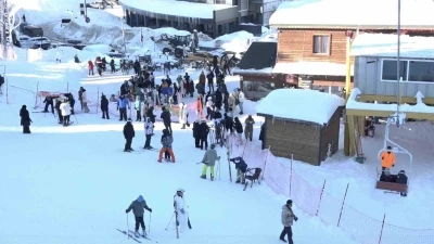 Uludağ rengarenk, s&ouml;mestr c&uuml;mb&uuml;ş&uuml; yaşanıyor..
