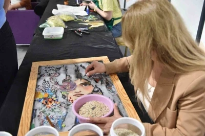Uluslararası mozaik sanat&ccedil;ıları Kepez&rsquo;de buluştu
