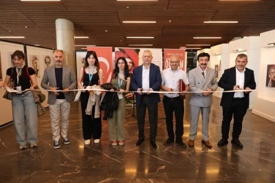 Uluslararası Orhan Kemal Karikat&uuml;rleri Sergisi Osmangazi&rsquo;de a&ccedil;ıldı

