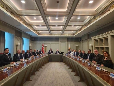 UND y&ouml;netiminden Ankara&rsquo;da dev lojistik &ccedil;ıkarması

