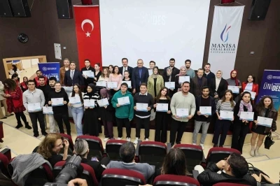 &Uuml;NİDES gen&ccedil;liğin &uuml;retim g&uuml;c&uuml;ne g&uuml;&ccedil; katıyor
