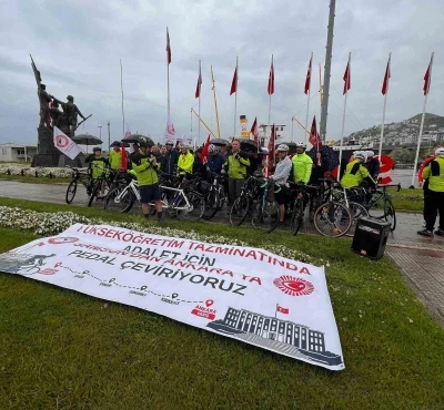 &Uuml;NİPERSEN&rsquo;den Samsun&rsquo;dan Ankara&rsquo;ya bisikletli eylem
