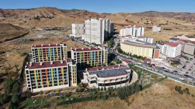 Üniversite öğrencileri ile ilçe nüfusu ikiye katlandı: Yurtlarda doluluk oranı yüzde 90’ı aştı
