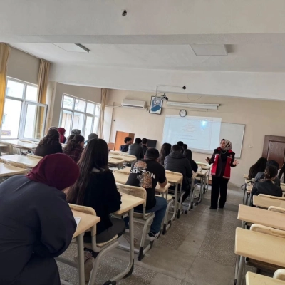 &Uuml;niversite &Ouml;ğrencilerine Evlilik &Ouml;ncesi Eğitim