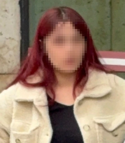 Üniversite öğrencisi genç kız kardeşlerine saldıran babasını bıçakladı
