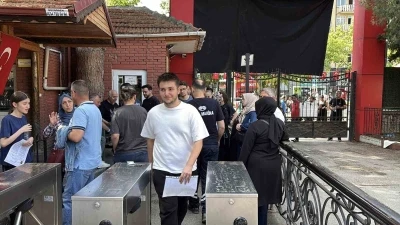 &Uuml;niversite yoluna iddialı &ccedil;ıktı: "İlk bine gireceğim"
