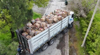 &Uuml;niversitede 76 ton atık ekonomiye kazandırıldı
