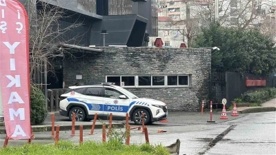 &Uuml;niversitede d&ouml;nem &ouml;devi tartışması kanlı bitti: 1 &ouml;ğrenci ağır yaralı
