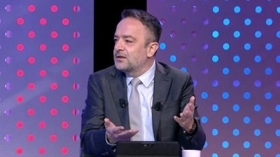 Ünlü yorumcu sert sözlerle faturayı Okan Buruk'a kesti: Büyük hoca...