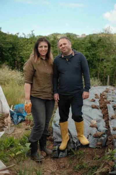 &Uuml;nl&uuml; zincir restoranda gıda zehirlenmesi iddiası
