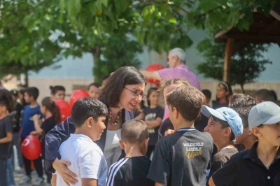 Uşak Belediye Başkan Vekili &Ouml;zkan &ouml;ğrencilerle bir araya geldi
