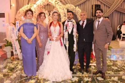 Uşak&rsquo;ta 15 şahitli nikah t&ouml;reni
